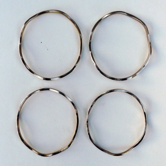🔴 4 silver tone stacking bangles, wavy, Mexico - Picture 3 of 4